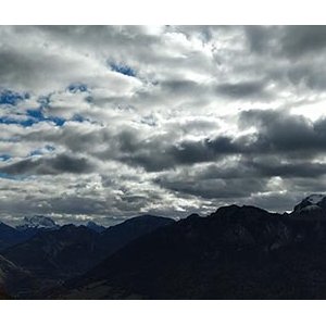 Vue de la montagne des soeurs - JPEG - 34.3 ko - 450×253 px