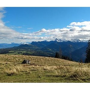 Vue de la montagne des soeurs - JPEG - 46.7 ko - 450×253 px